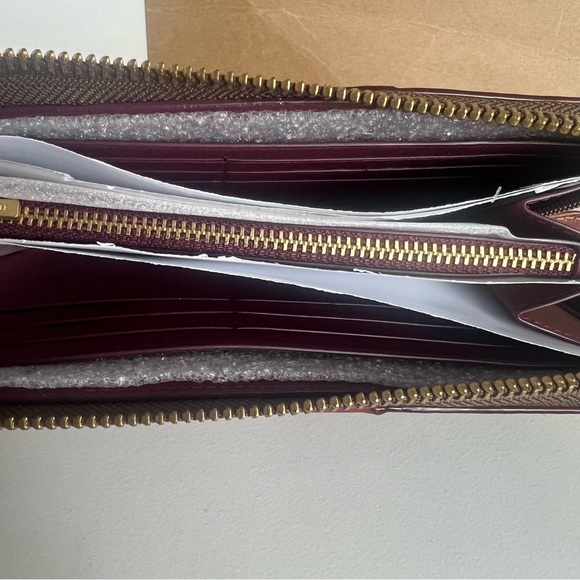 NWT Coach Color-Block Coated Canvas Signature Slim Accordion Zip - Picture 11 of 11